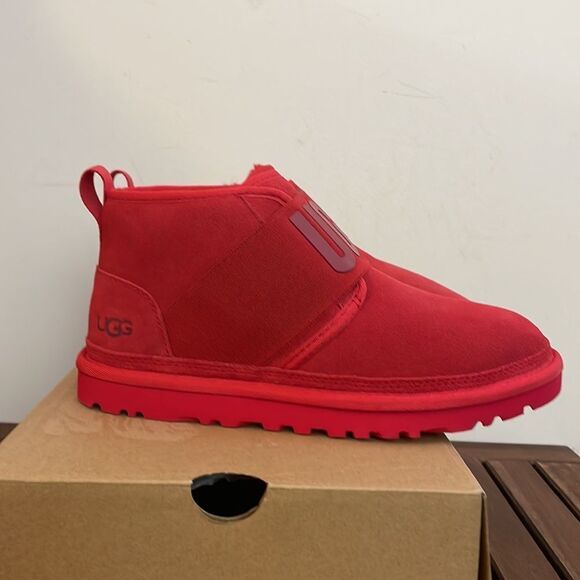 UGG Neumel II Graphic Boots Red Women Size 7 - Picture 9 of 15